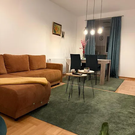 Nest24- Cozy With Terrace And Private Garage Ni