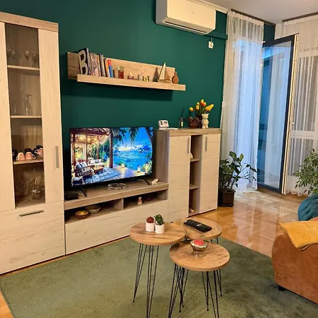 Nest24- Cozy With Terrace And Private Garage