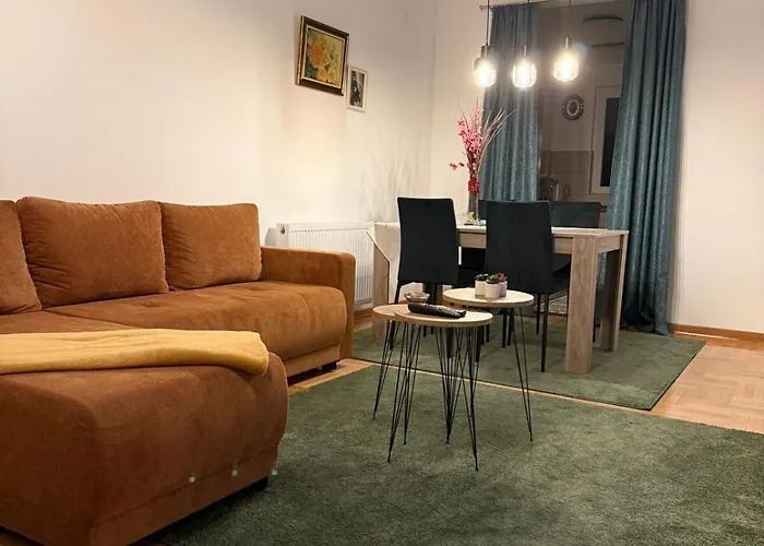 Nest24- Cozy With Terrace And Private Garage Ni