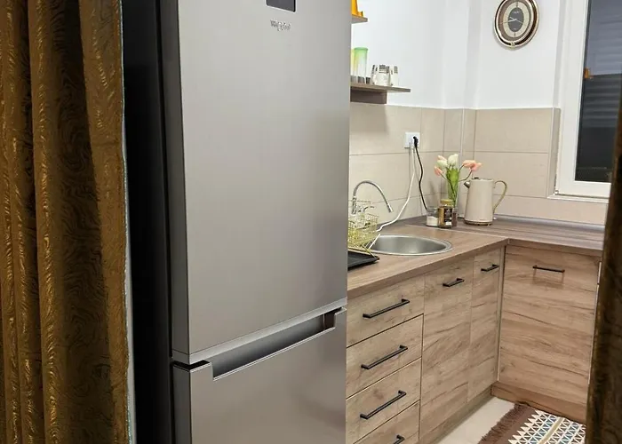 Nest24- Cozy With Terrace And Private Garage * Ni