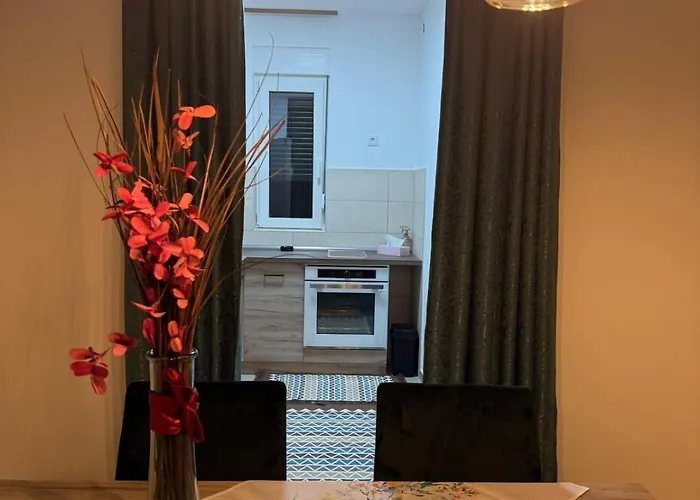 Nest24- Cozy With Terrace And Private Garage Apartament *