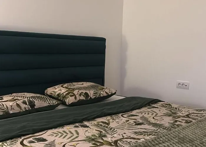 Nest24- Cozy With Terrace And Private Garage *